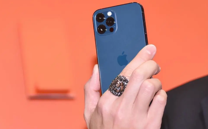宁晋苹果手机维修分享iPhone12系列重启方法教程 